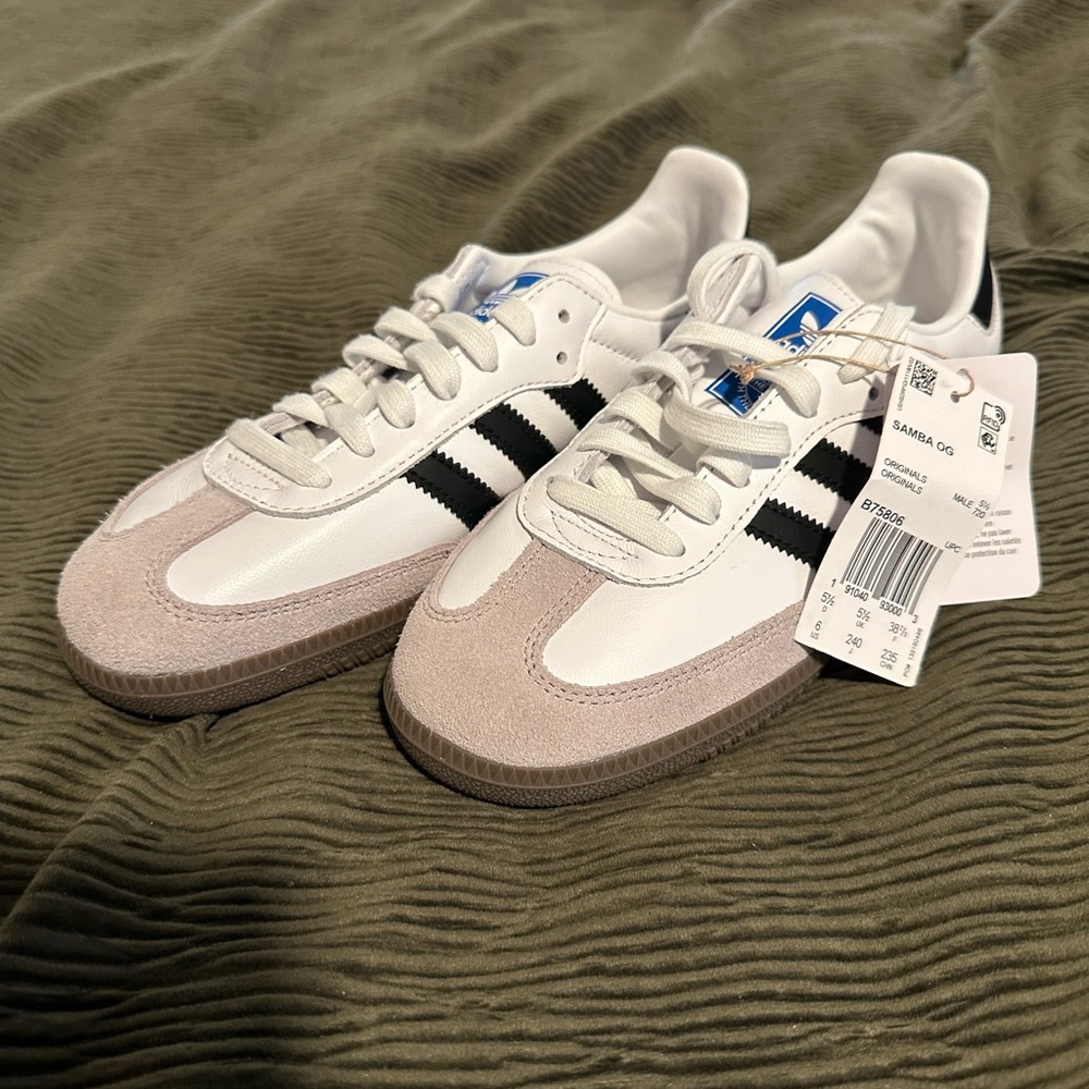 Adidas sambas